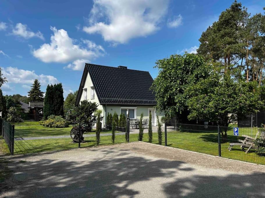 Apartament -Haus Am Waeldchen- Zehdenick Zewnętrze zdjęcie