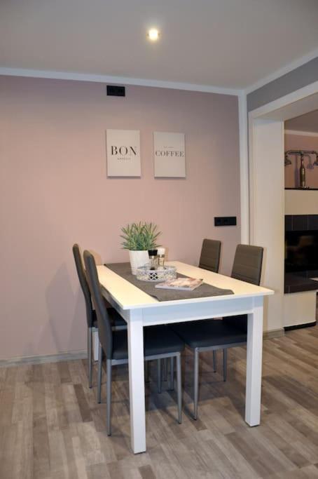 Apartament -Haus Am Waeldchen- Zehdenick Zewnętrze zdjęcie
