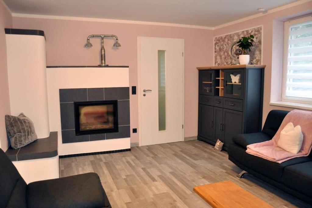 Apartament -Haus Am Waeldchen- Zehdenick Zewnętrze zdjęcie